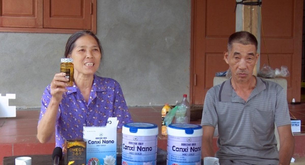 Bắc Kạn: Công ty cổ phần Dinh dưỡng Quốc tế Việt Mỹ tặng quà bán sữa và UBND huyện Chợ Đồn ra cảnh báo người dân!